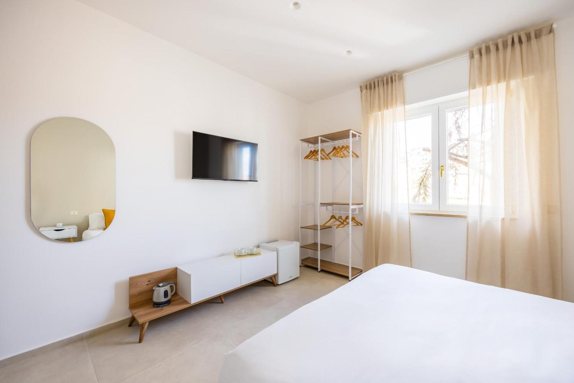 Montesanto View Rooms By Wonderful Italy نابولي المظهر الخارجي الصورة