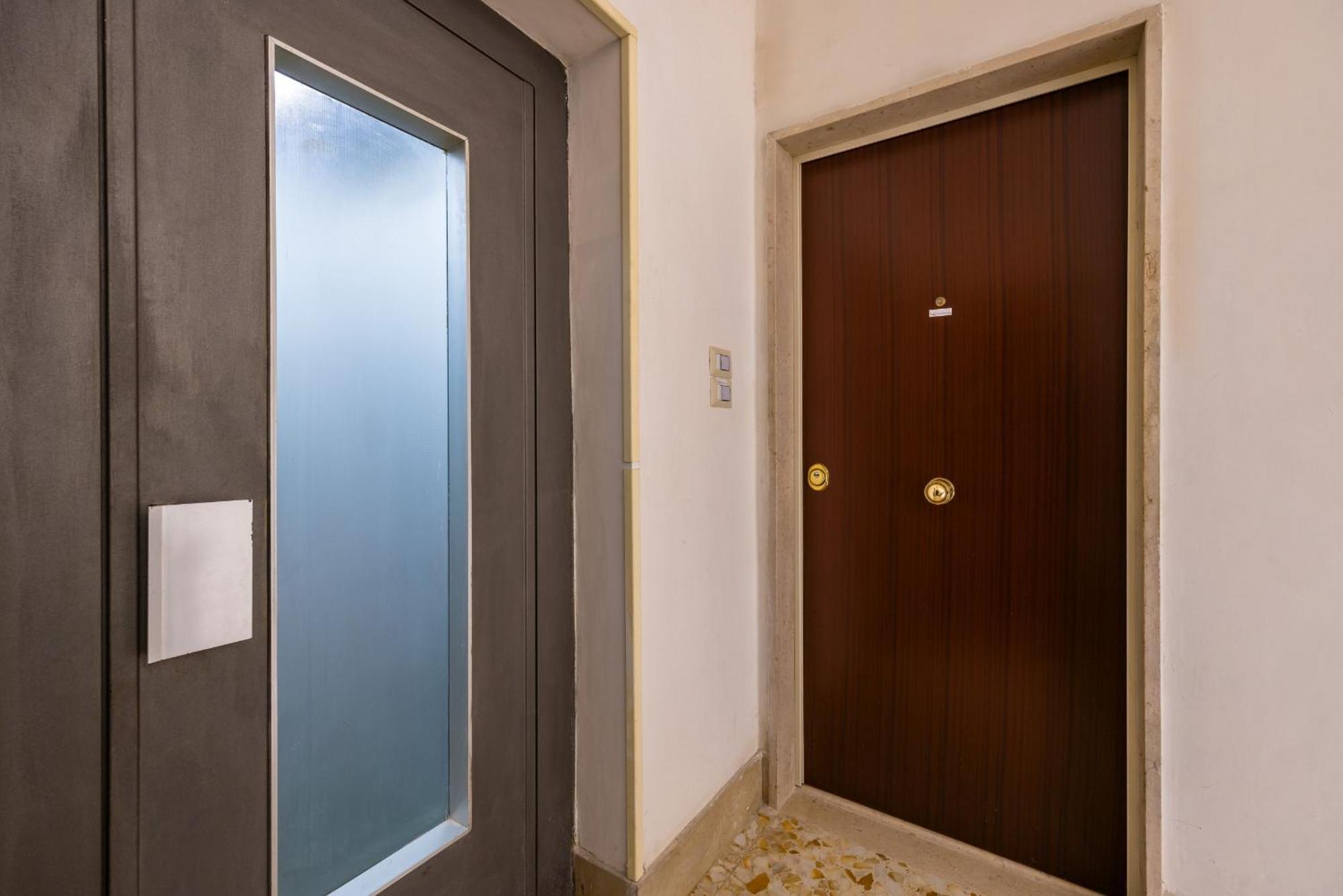 Montesanto View Rooms By Wonderful Italy نابولي المظهر الخارجي الصورة