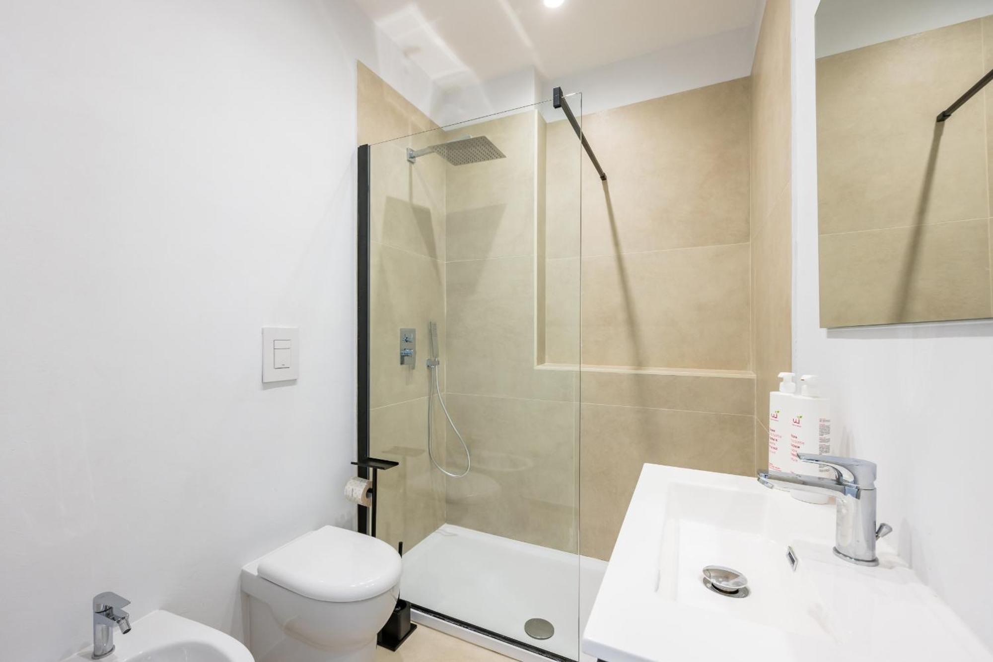Montesanto View Rooms By Wonderful Italy نابولي المظهر الخارجي الصورة