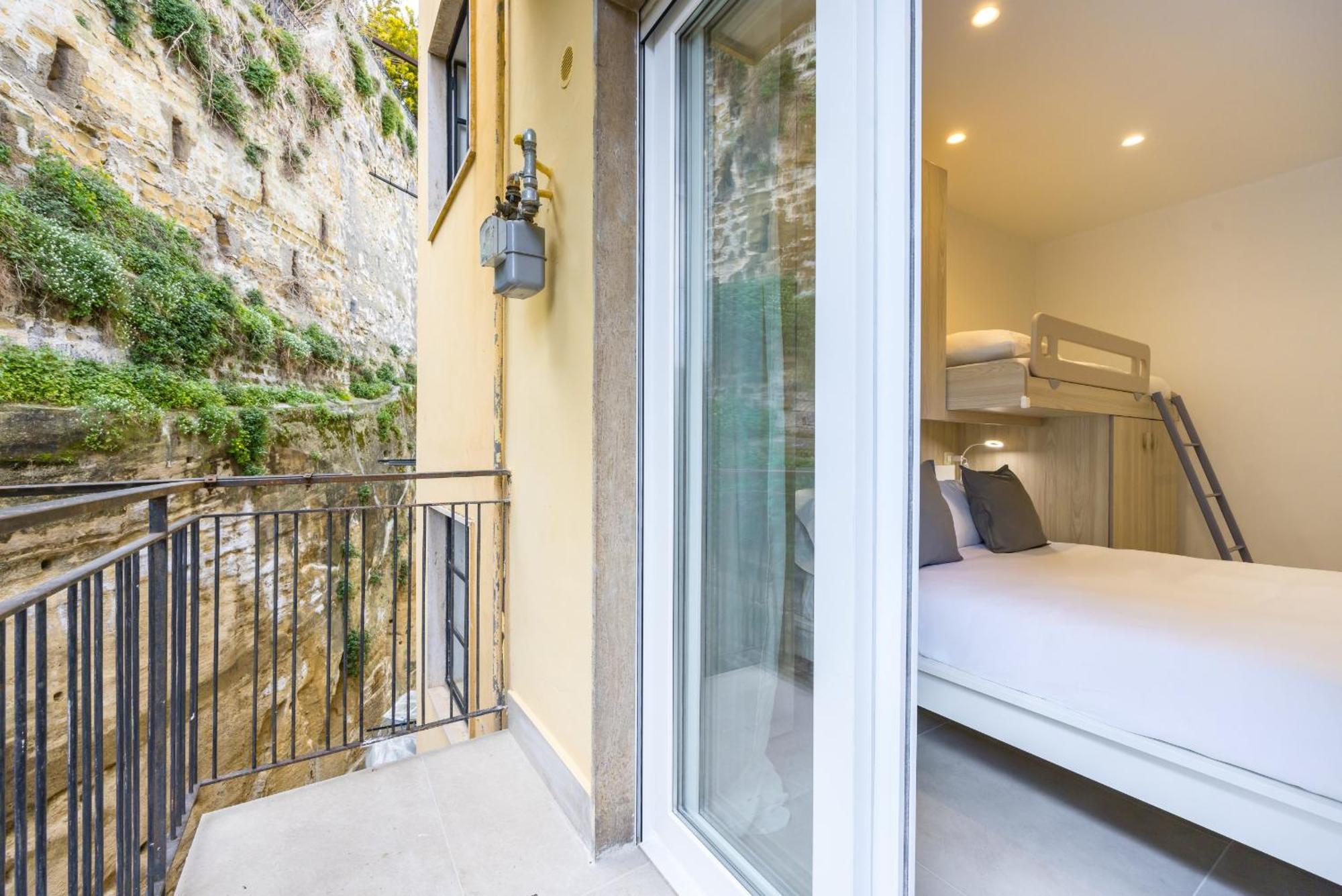 Montesanto View Rooms By Wonderful Italy نابولي المظهر الخارجي الصورة
